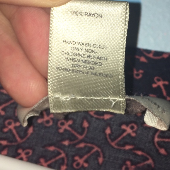 Ann Taylor LOFT Anchor Print Blouse XSP V-neckline - Picture 7 of 7